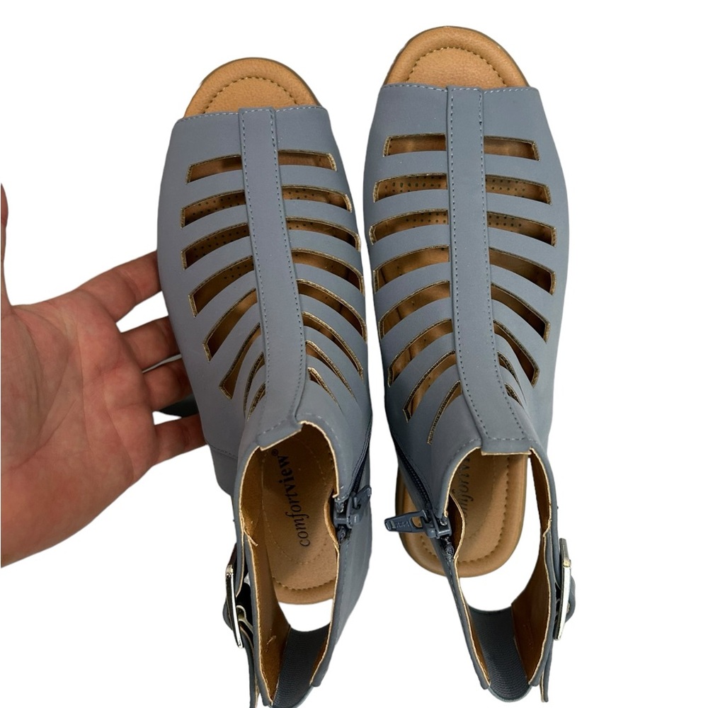Comfort View Peep Toe Gladiator Sandals Faux Soft Blue Suede Side Zip Size 8M